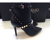 Lui-jo stivaletti donna in vera pelle colore nero decorazioni su tomaia con cinture e borchie in ottone tacco 9 cm misura 37/40